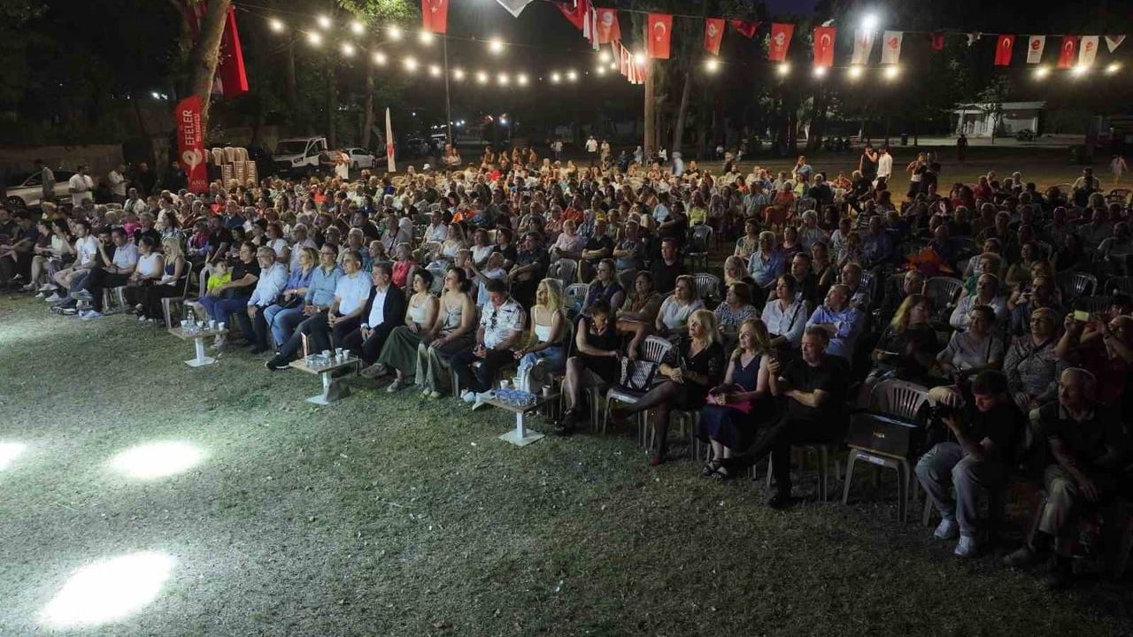 Efeler’de vatandaşlar sanata doyacak