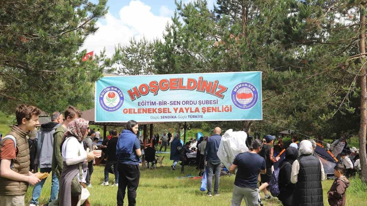 Eğitimciler Perşembe Yaylası'nda bir araya geldi