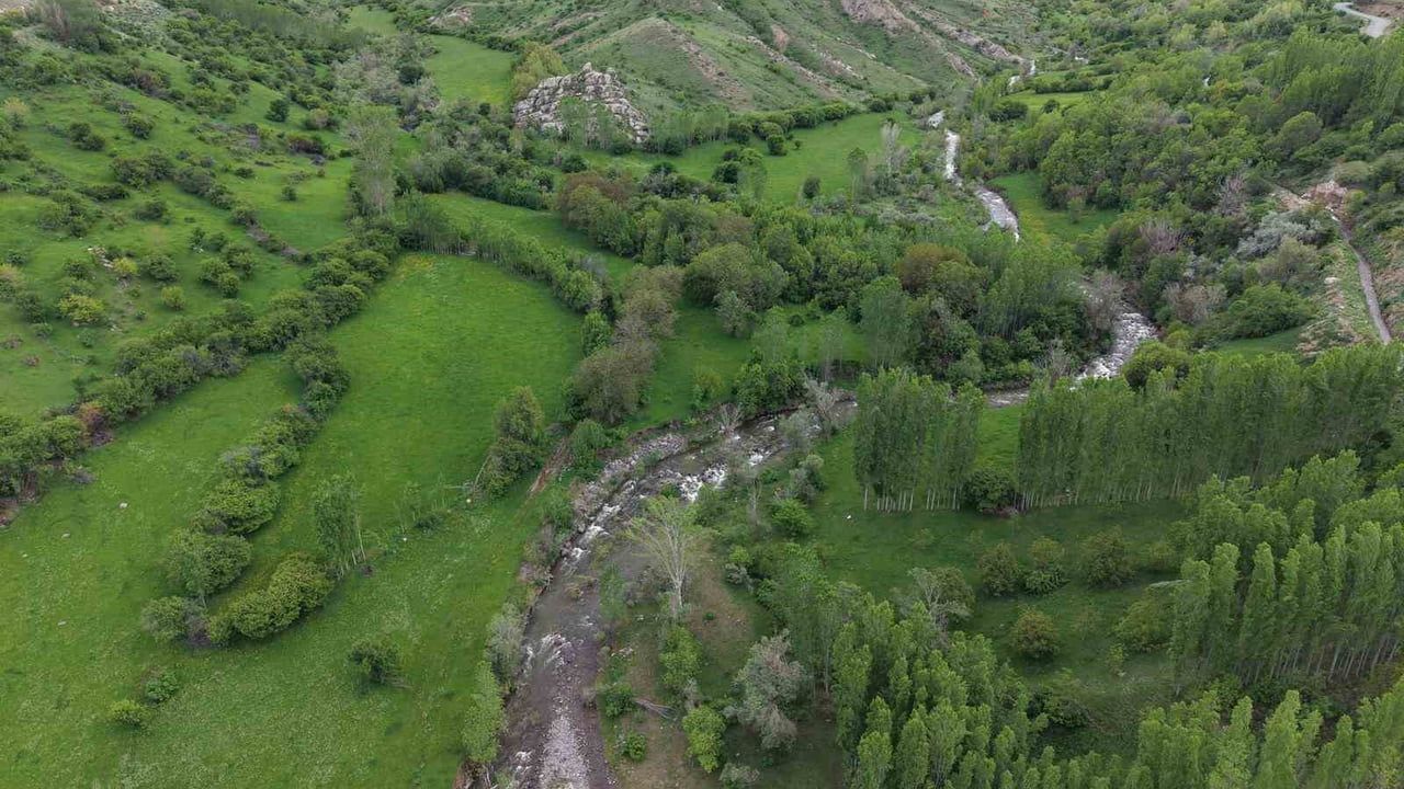 Ekerek köyünün doğal güzellikleri dronla görüntülendi