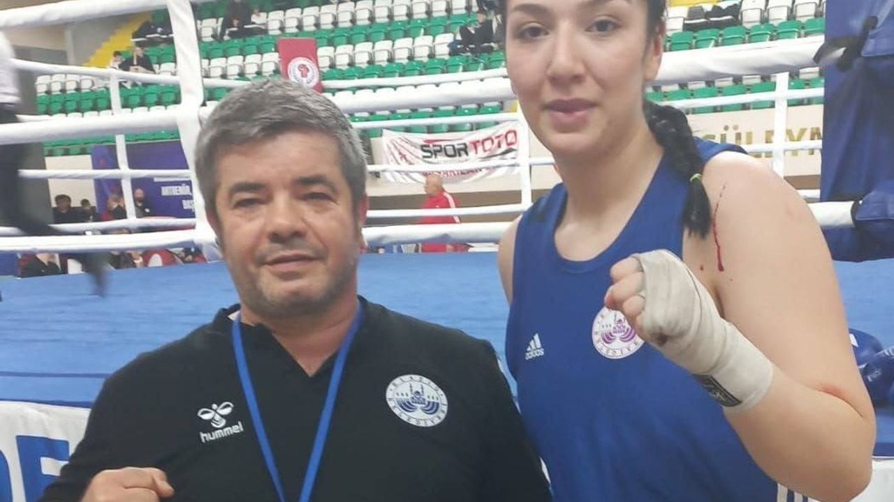 Elazığ Belediyesporlu Boksör Nildanur Eraslan, Genç Kadınlar Milli Takım Kampına Davet Edildi
