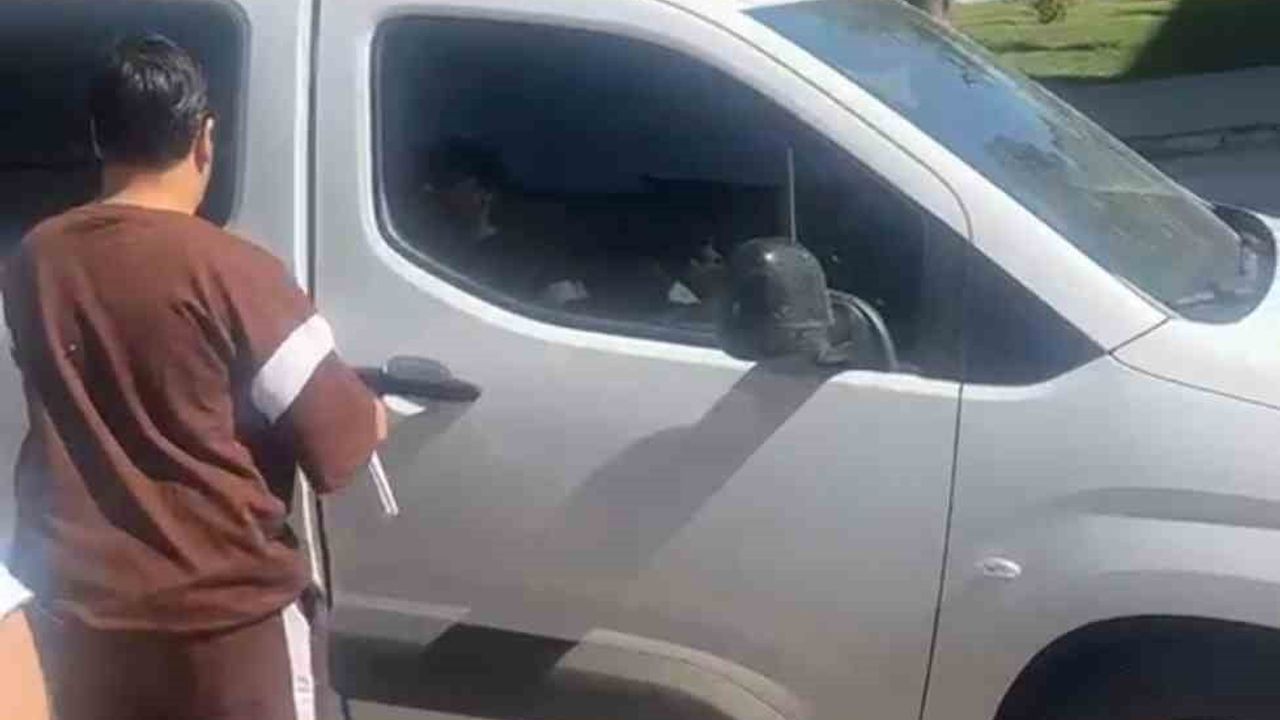 Elazığ'da sınava geç kalan öğrenciler belediye ekipleriyle zamanında ulaştırıldı
