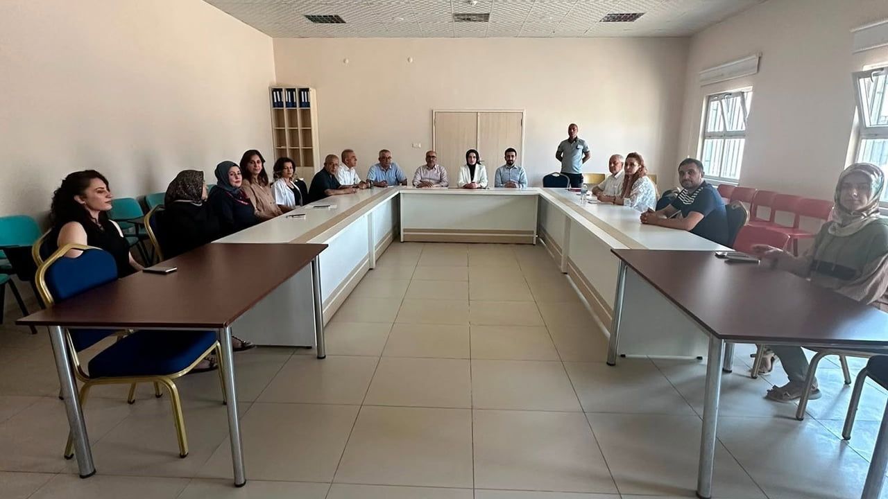 Elazığ Ruh Sağlığı ve Hastalıkları Hastanesi'nde çalışan memnuniyeti toplantısı