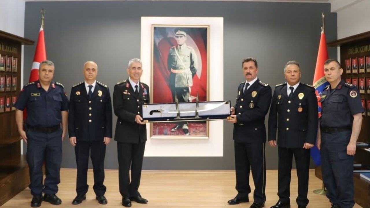 Emniyet teşkilatından jandarmaya anlamlı ziyaret