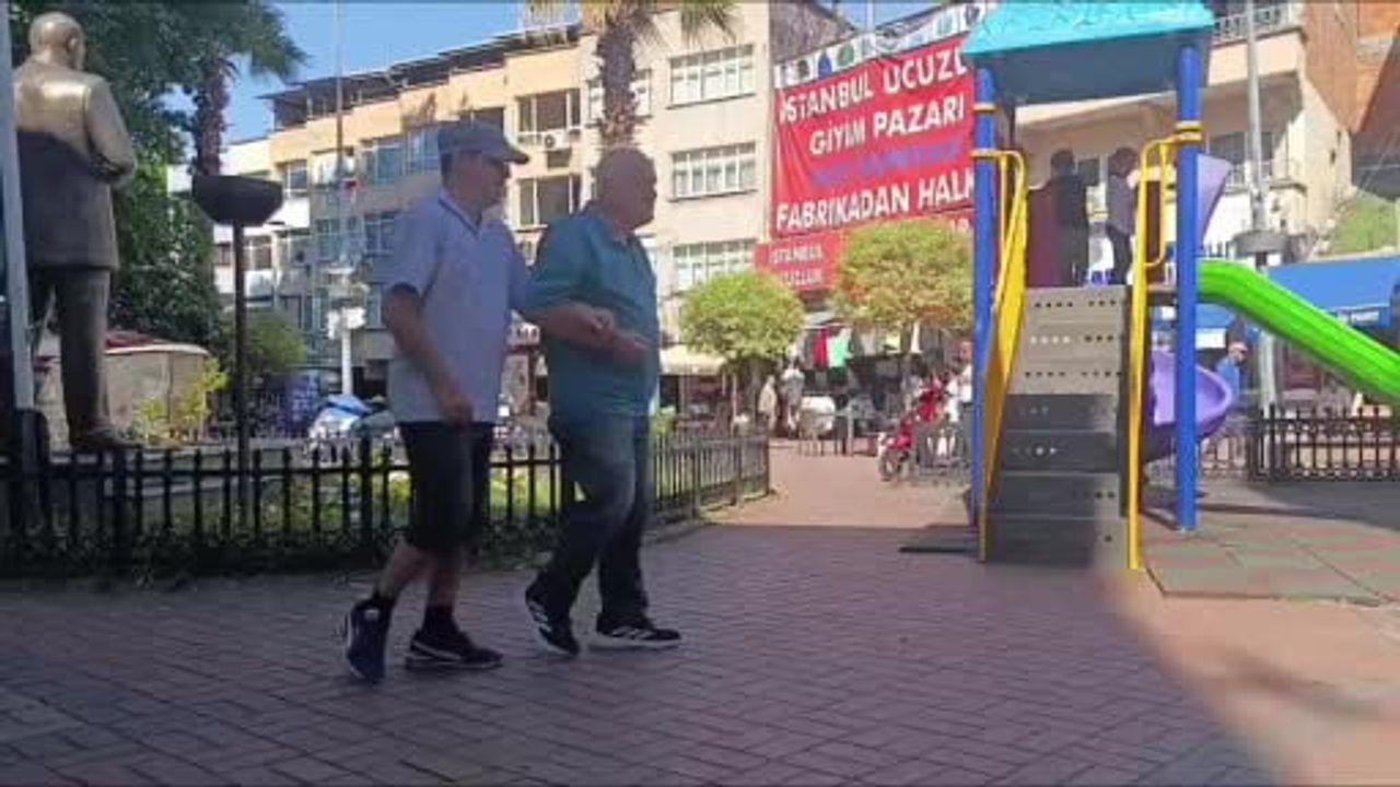 Engelli oğluna adadığı ömürle Babalar Günü'nde fedakârlık örneği