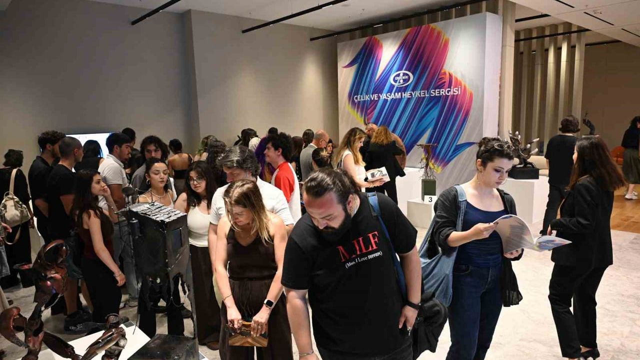 Erdemir çeliği sanatla buluşturan genç yetenekleri ödüllendirdi