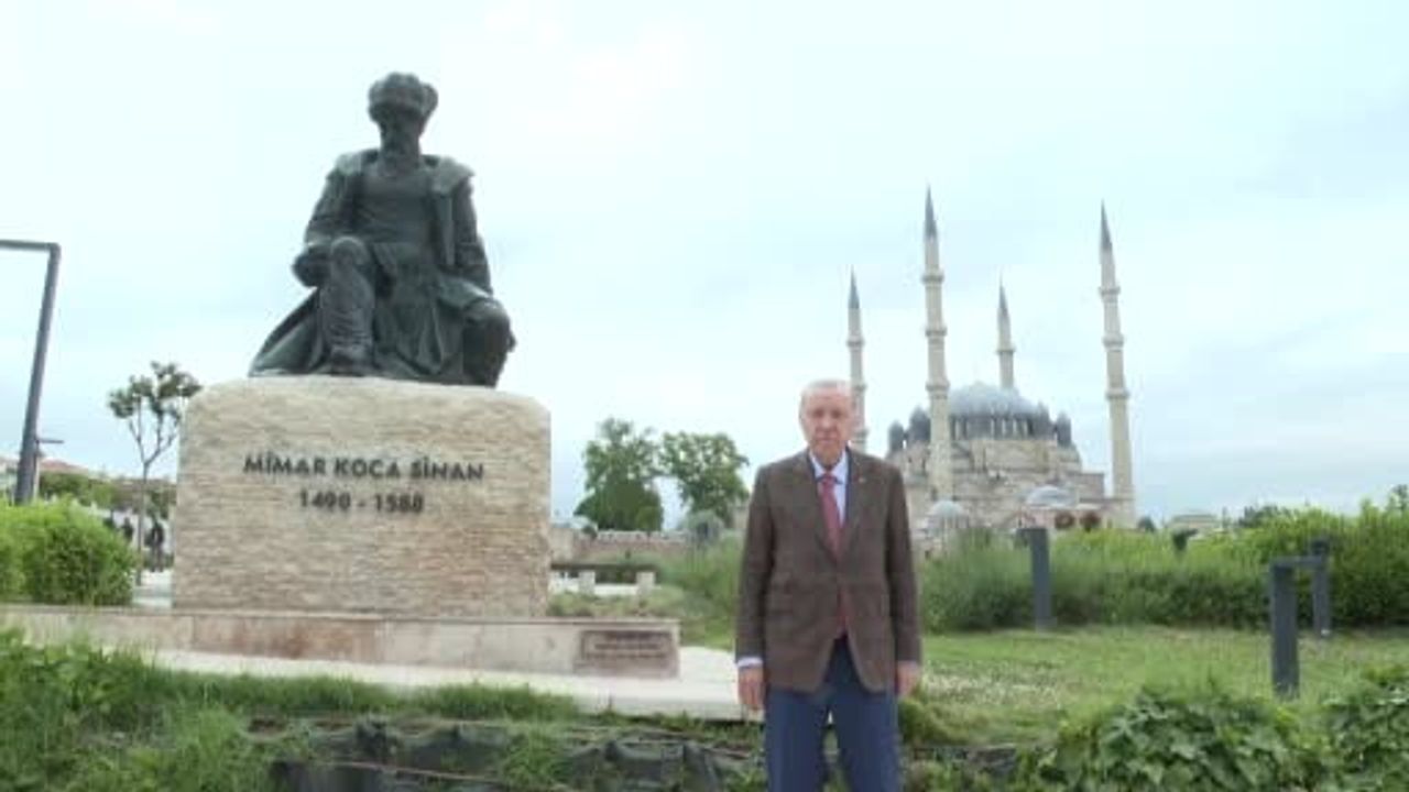 Erdoğan Edirne’de vatandaşlarla Saraçlar Caddesi’nde buluştu