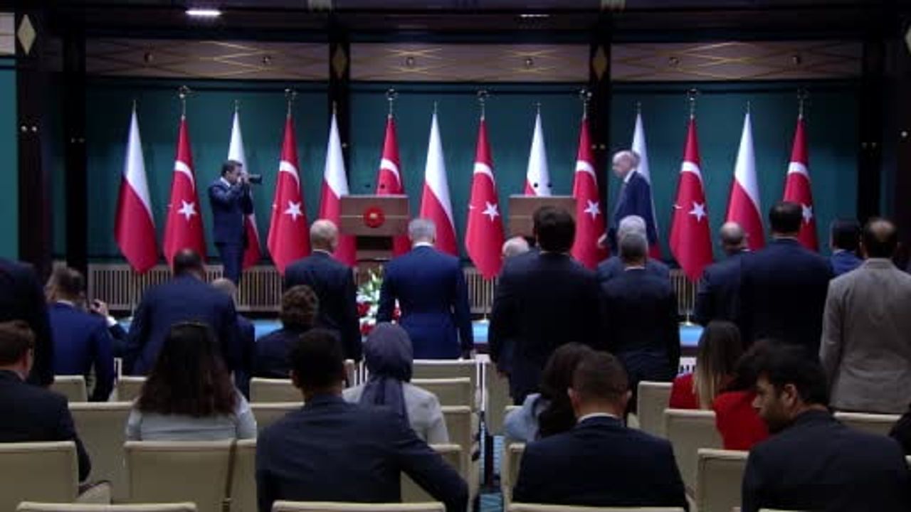 Erdoğan Polonya ile ticaret hedefini 15 milyar dolara yükseltti