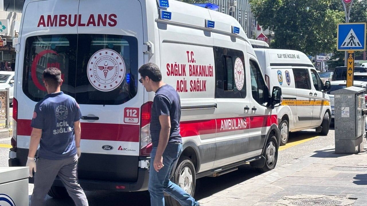Erzincan'da iş yerinde 64 yaşındaki Ahmet Kaya ölü bulundu