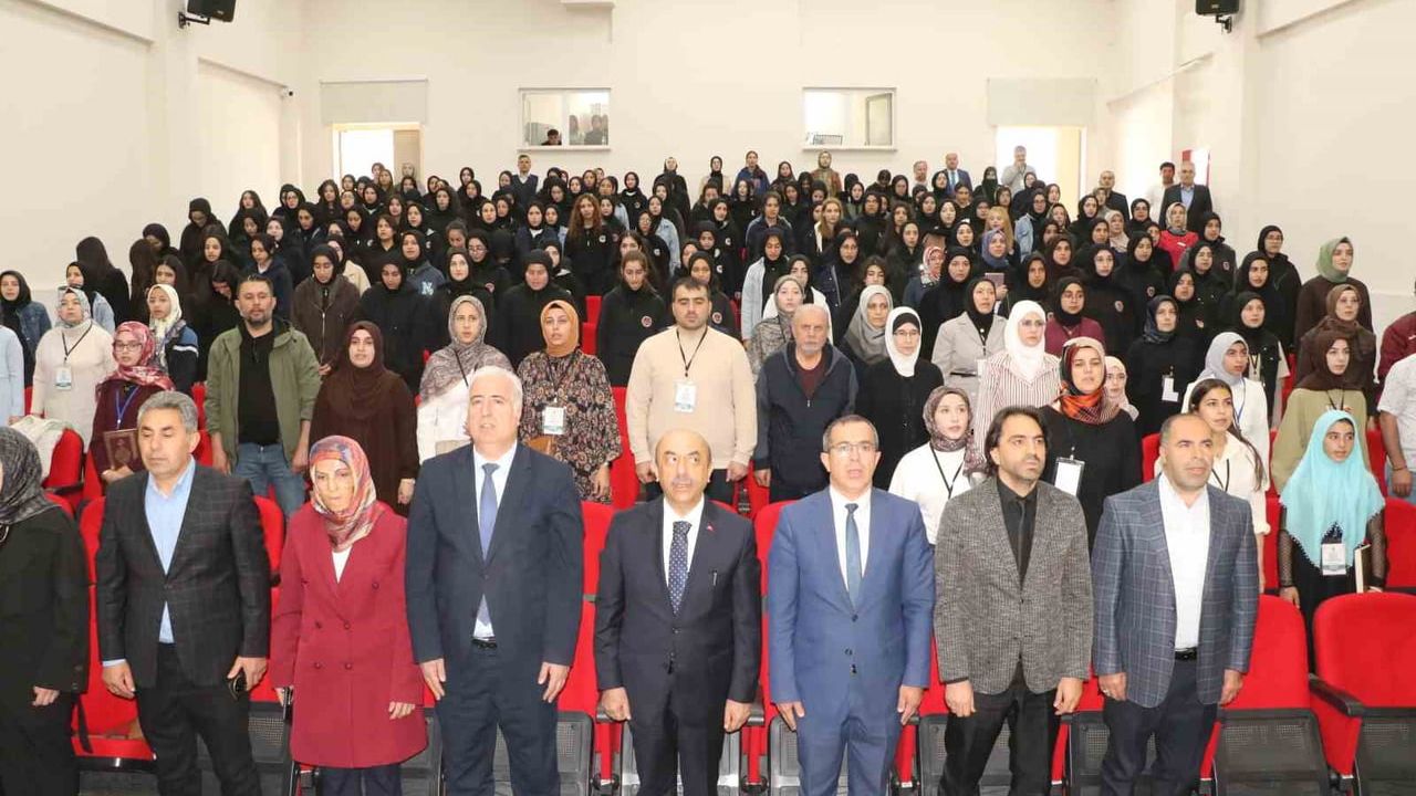 Erzincan'da Kur’an-ı Kerim’i Güzel Okuma Yarışması Bölge Finali yapıldı