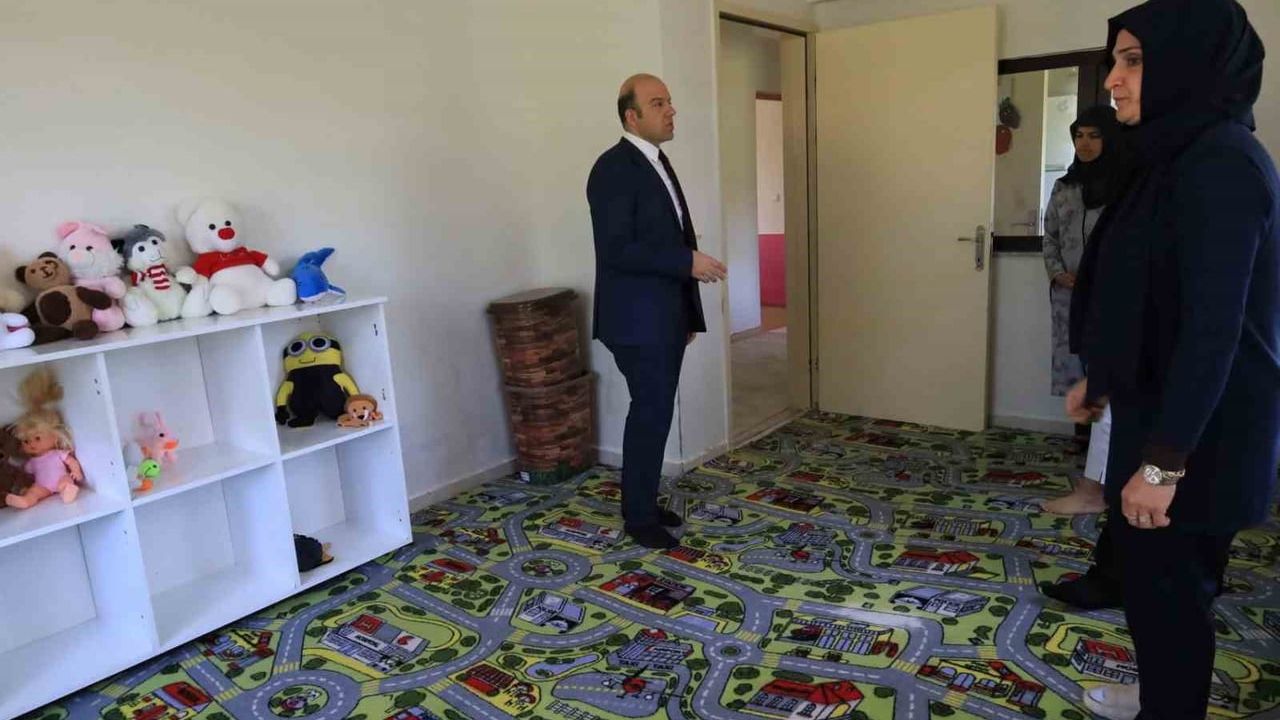 Erzincan Yeni İl Müdürü Abdulhalim Ünalan Çocuk Evleri Sitesi'ni İnceledi