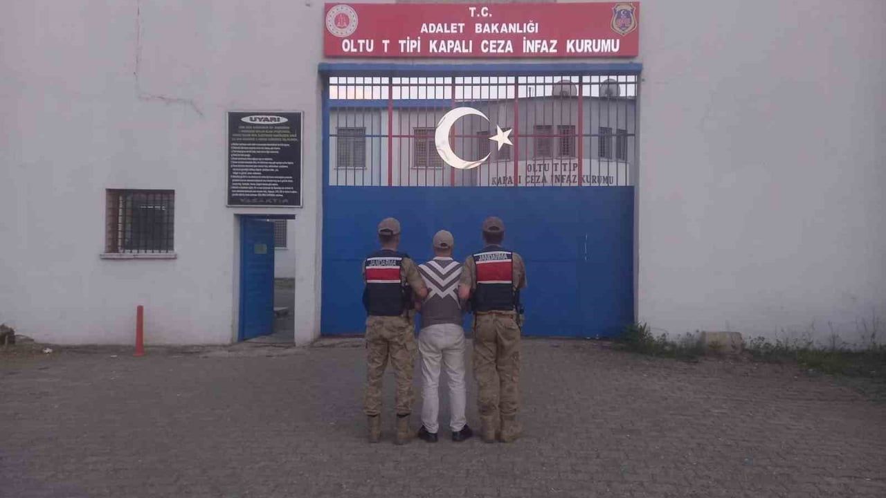 Erzurum’da jandarmadan yakalama kararı olan şahıslara operasyon