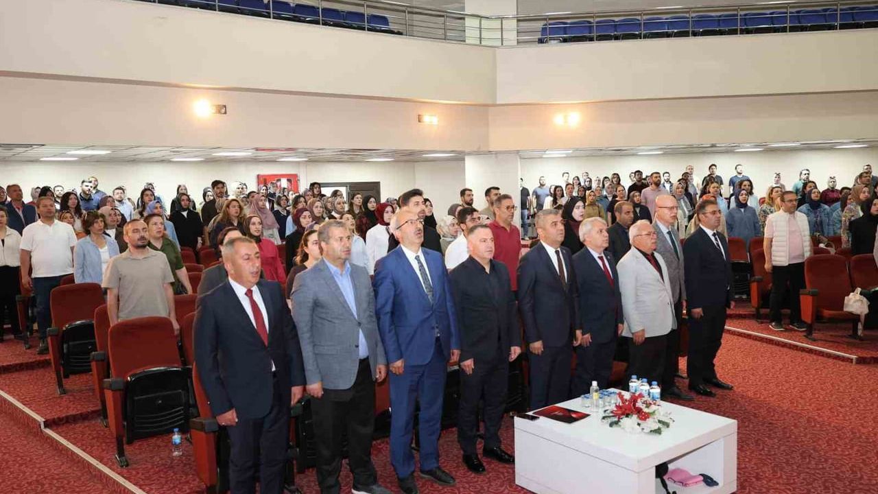 Erzurum'da rehber öğretmen ve psikolojik danışmanların yıl sonu değerlendirmesi