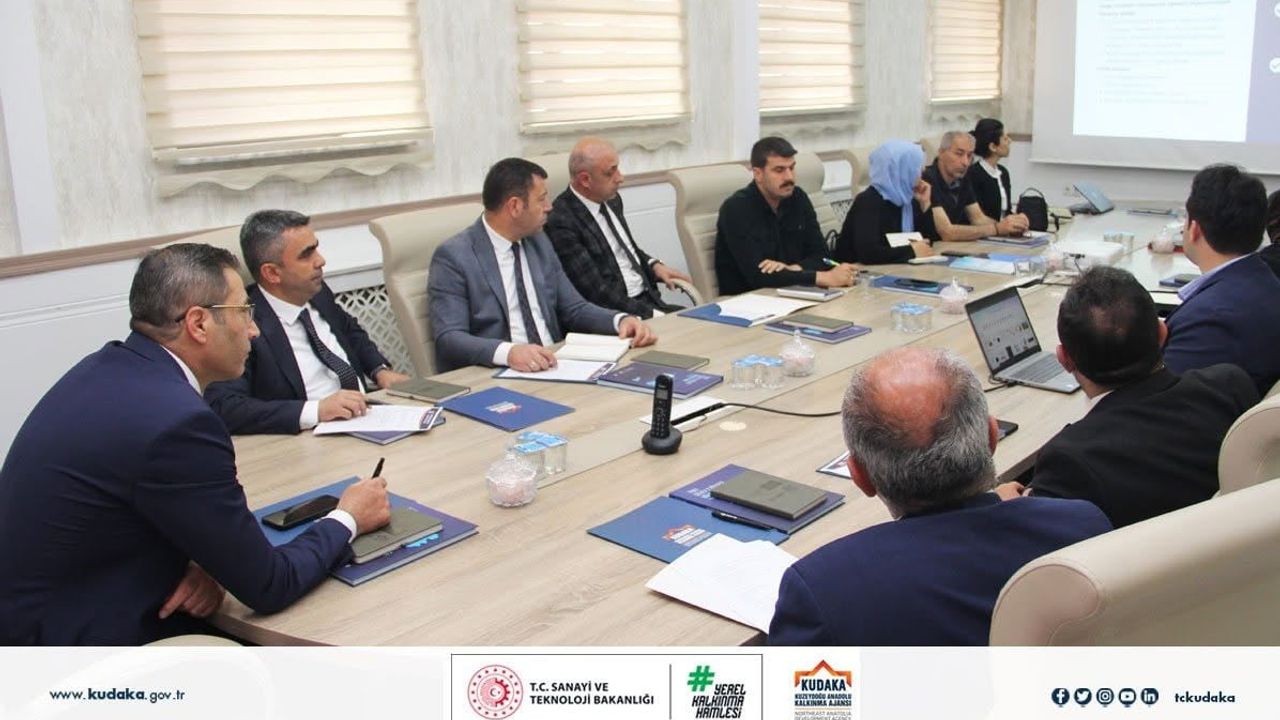 Erzurum'da tarım mesleki mükemmeliyet merkezi için paydaşlar bir araya geldi
