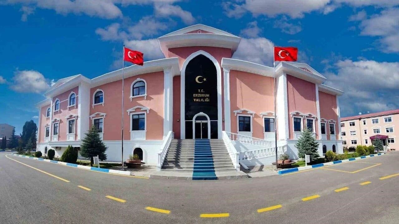 Erzurum Valiliği'nden Kamu Kurumlarının Adını Kullanan Dolandırıcılara Karşı Uyarı