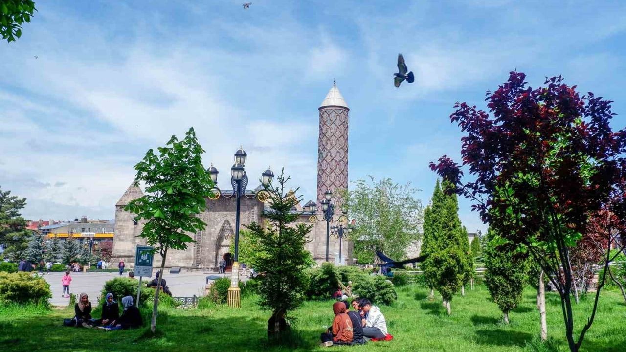 Erzurum ve Ardahan için sarı kodlu uyarı