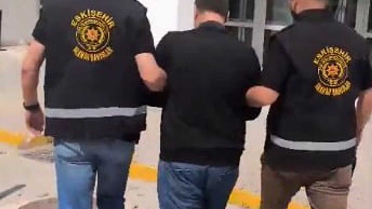 Eskişehir’de 24 yıl 6 ay hapis cezası bulunan şüpheli yakalandı