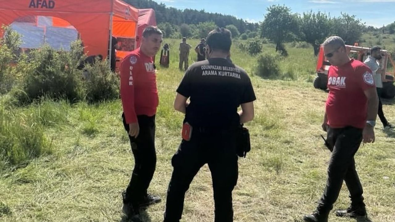 Eskişehir ekipleri, Arif Uysal'ın cenazesinin bulunmasının ardından Beypazarı'ndaki arama çalışmalarından döndü