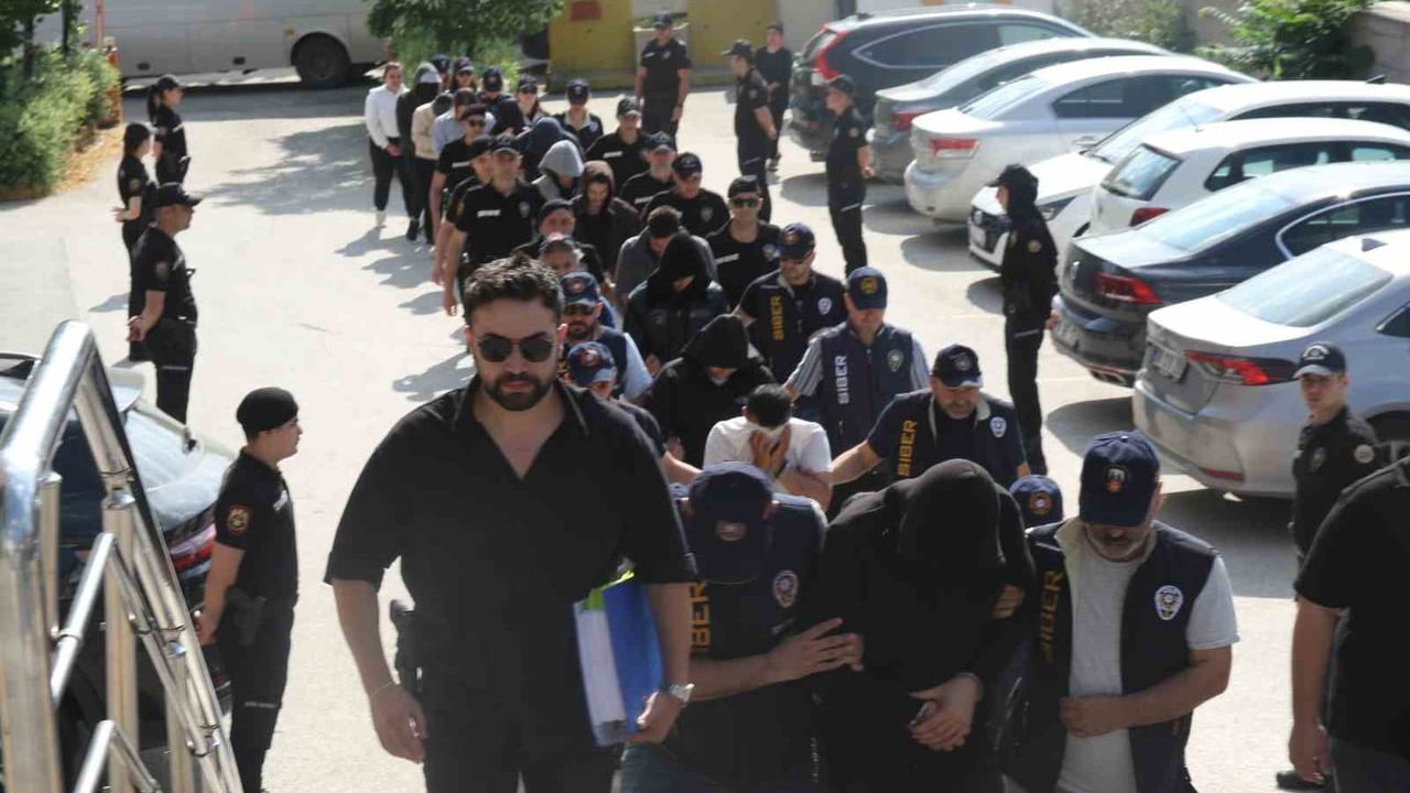 Eskişehir merkezli bahis operasyonunda 15 şüpheli tutuklandı