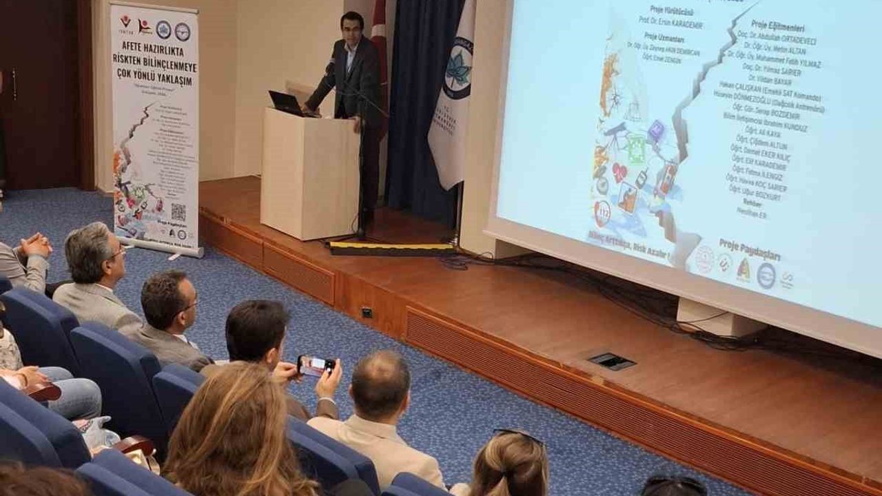 ESOGÜ’den afete hazırlıkta büyük adım: 15 ilden 26 öğretmen eğitimini tamamladı