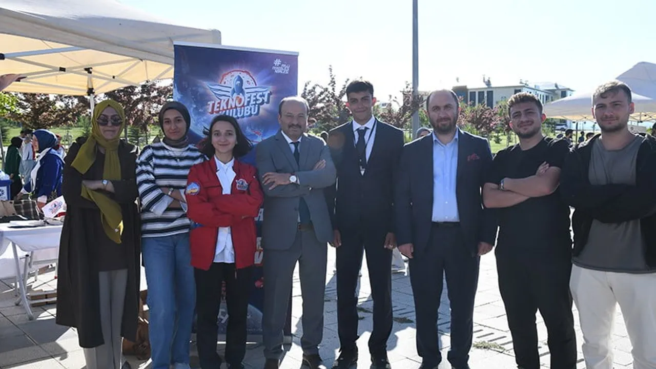 ETÜ'de bahar şenliği coşkusu yaşandı