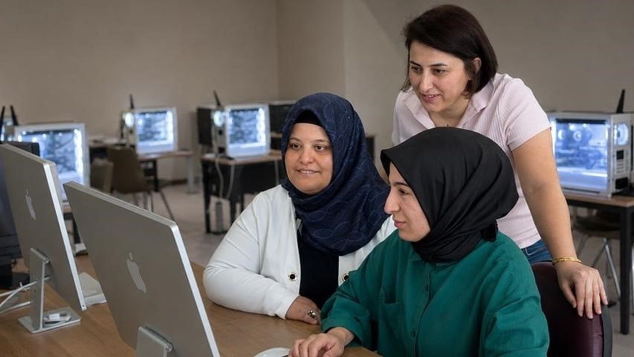 ETÜ’nün yapay zekâ tabanlı kişiselleştirilmiş beslenme projesi TÜBİTAK desteğiyle ilerliyor