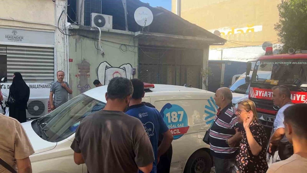 Eyüpsultan’da pastanede doğal gaz kaçağı: 5 işçi hastaneye kaldırıldı