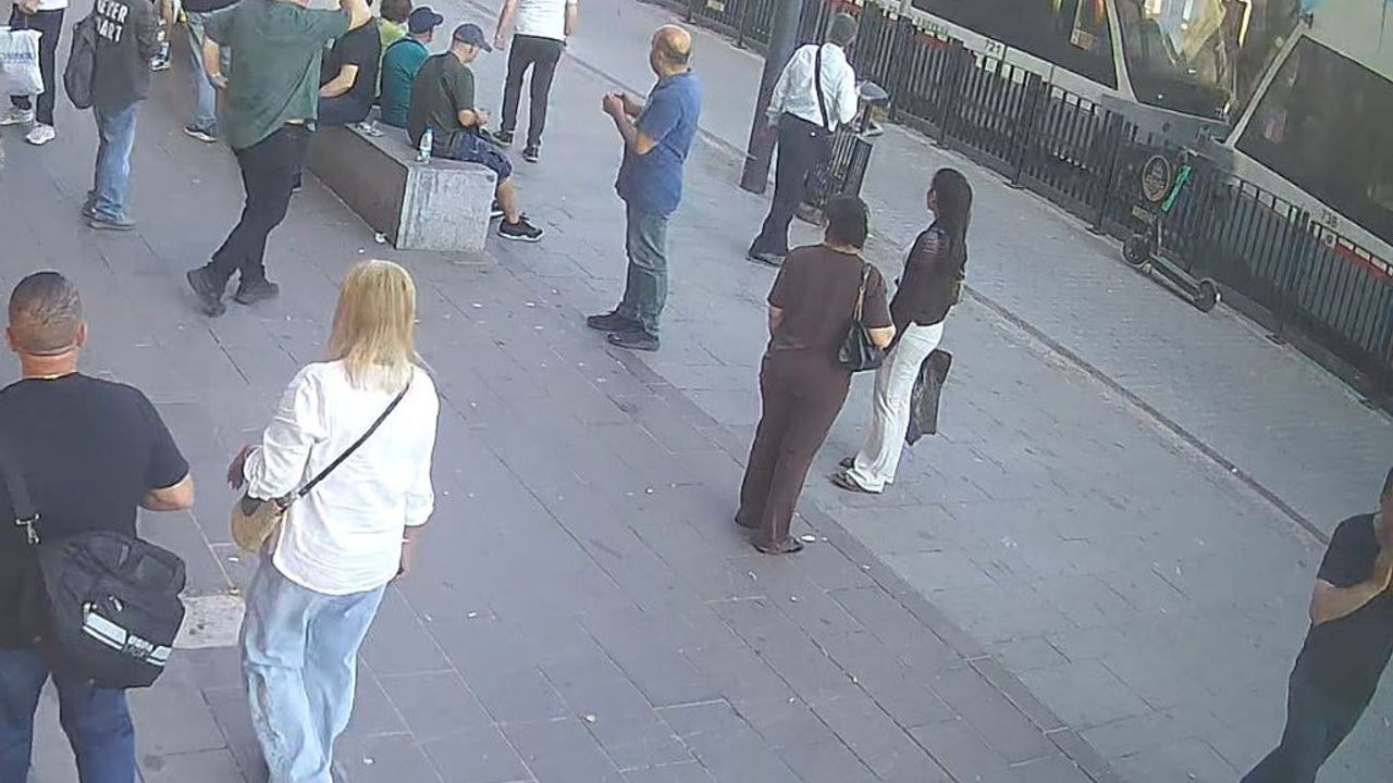 Fatih Laleli'de 6 Yaşındaki Çocuğun Tramvay Kazası — Güvenlik Kamerası Panik Anlarını Kaydetti