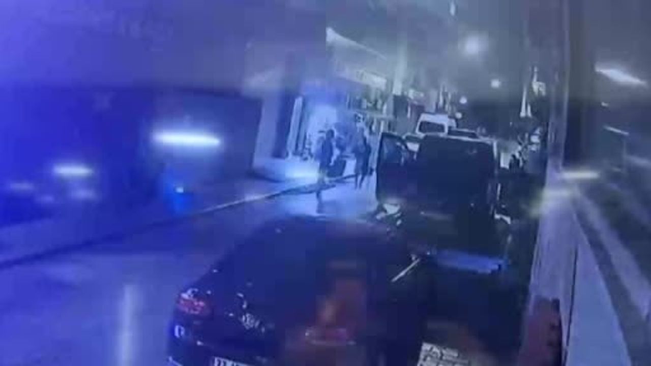 Fatih'ten İstanbul Havalimanı'na giden servis yolcularının ziynet eşyaları çalındı; 11 şüpheli yakalandı