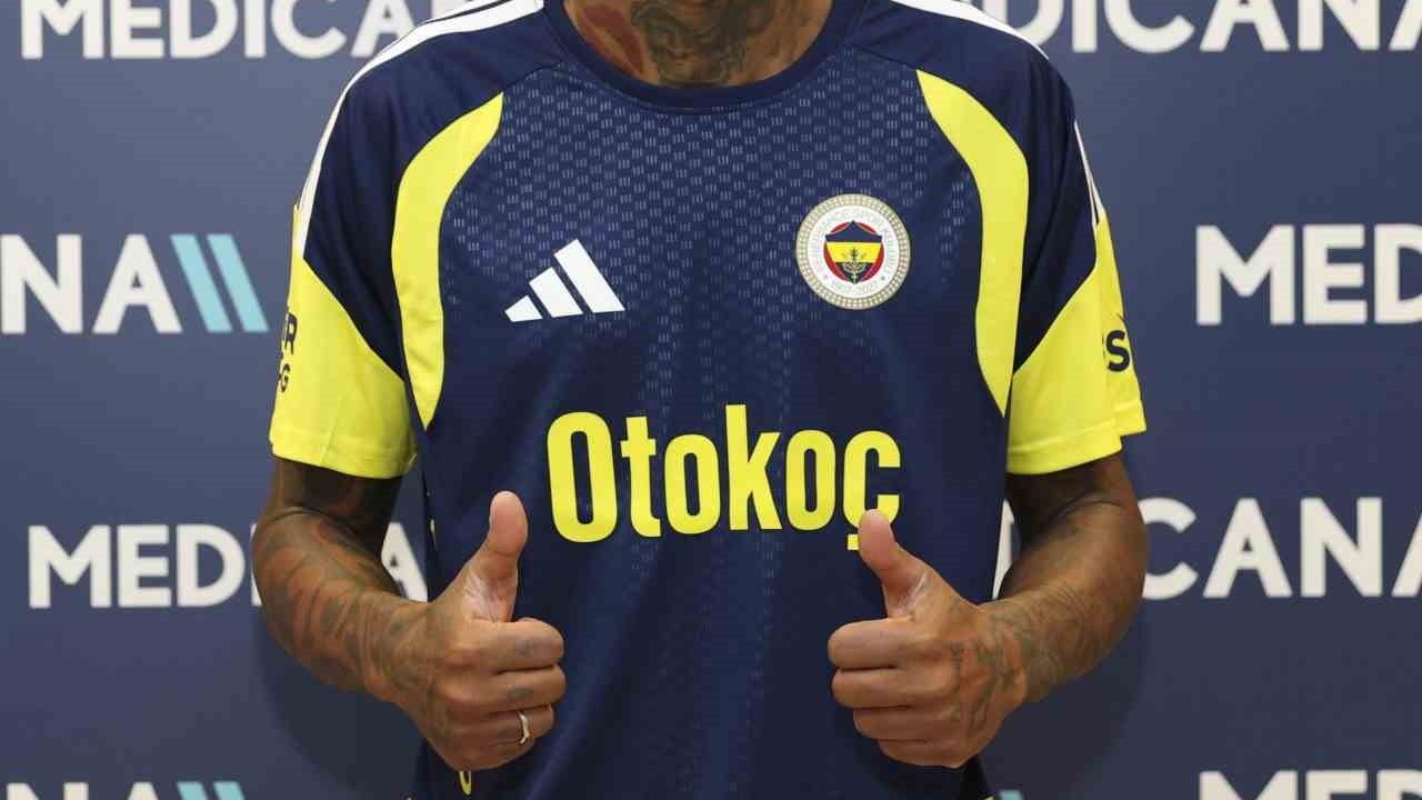 Fenerbahçe’de futbolcular sağlık kontrolünden geçti