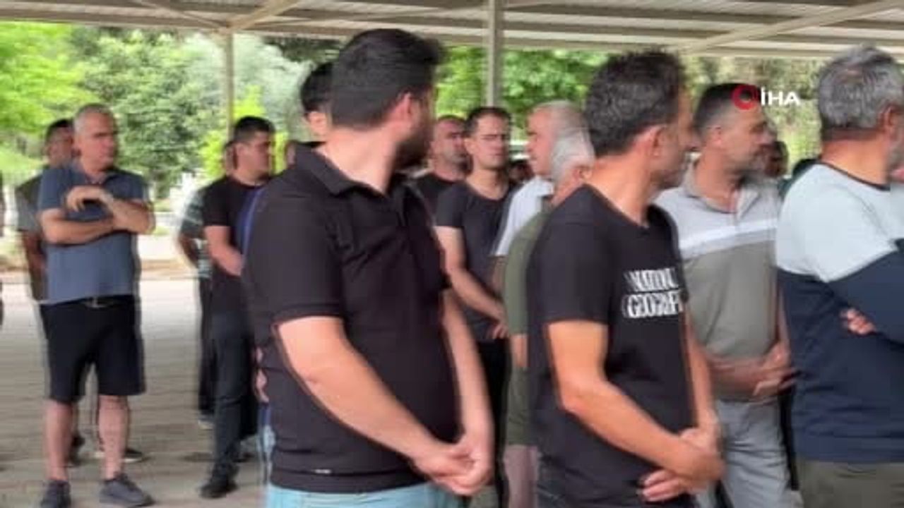 Fethiye'de kapı gıcırtısı kavgasında hayatını kaybeden baba toprağa verildi