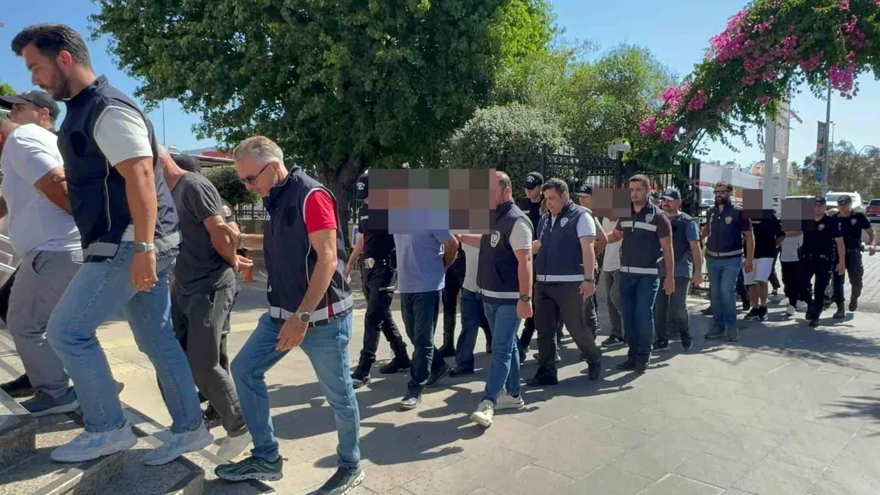 Fethiye’deki göçmen kaçakçılığı operasyonunda 9 tutuklama
