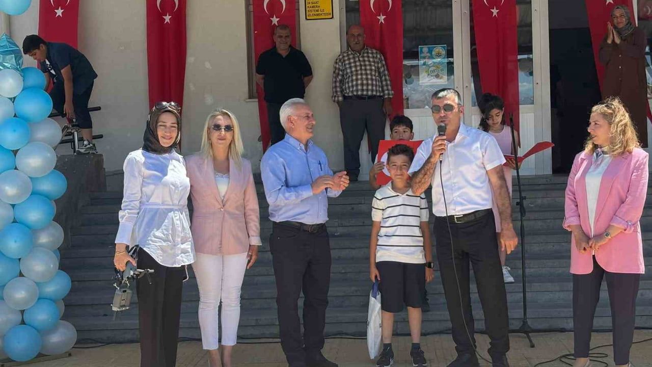 Fevziefendi İlkokulu'nda yıl sonu şenliği