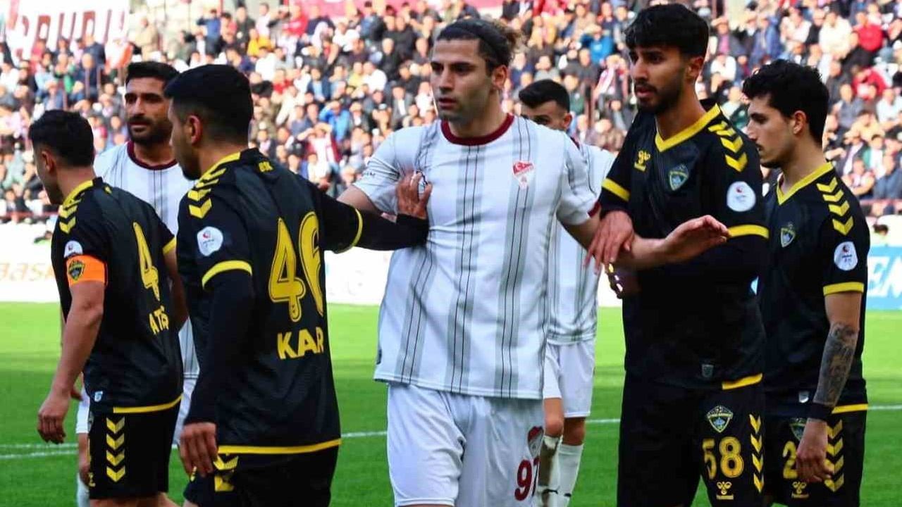 Fuat Bavuk, Elazığspor'a veda etti: Sözleşmesi sona erdi
