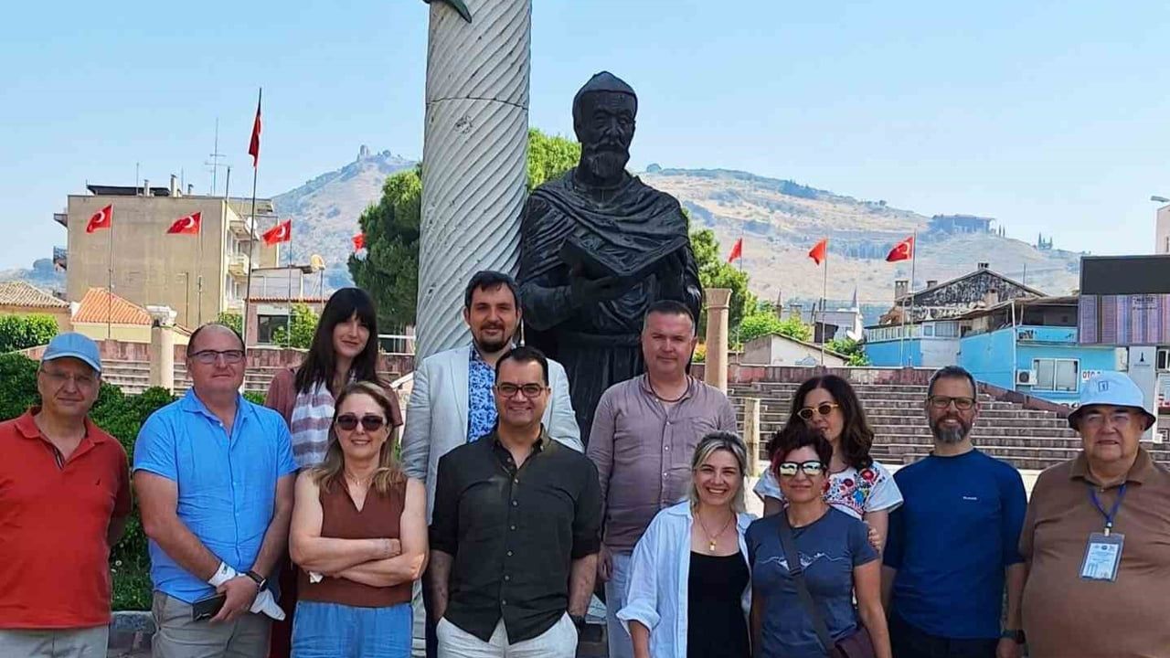 Galenos ve Bergama'nın 2 bin yıllık tıp mirası, yüksek teknolojiyle İzmir'de buluştu