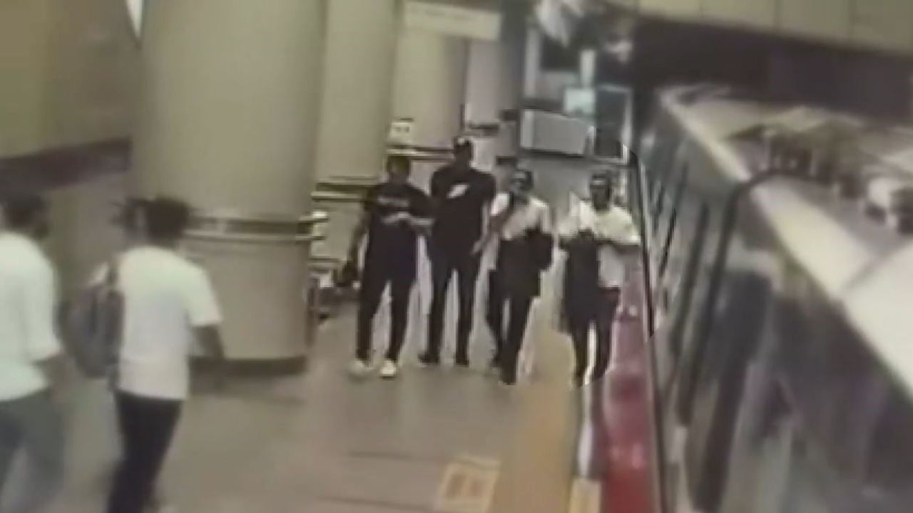 Gayrettepe metro istasyonunda cep telefonu çalan şüpheli yakalandı