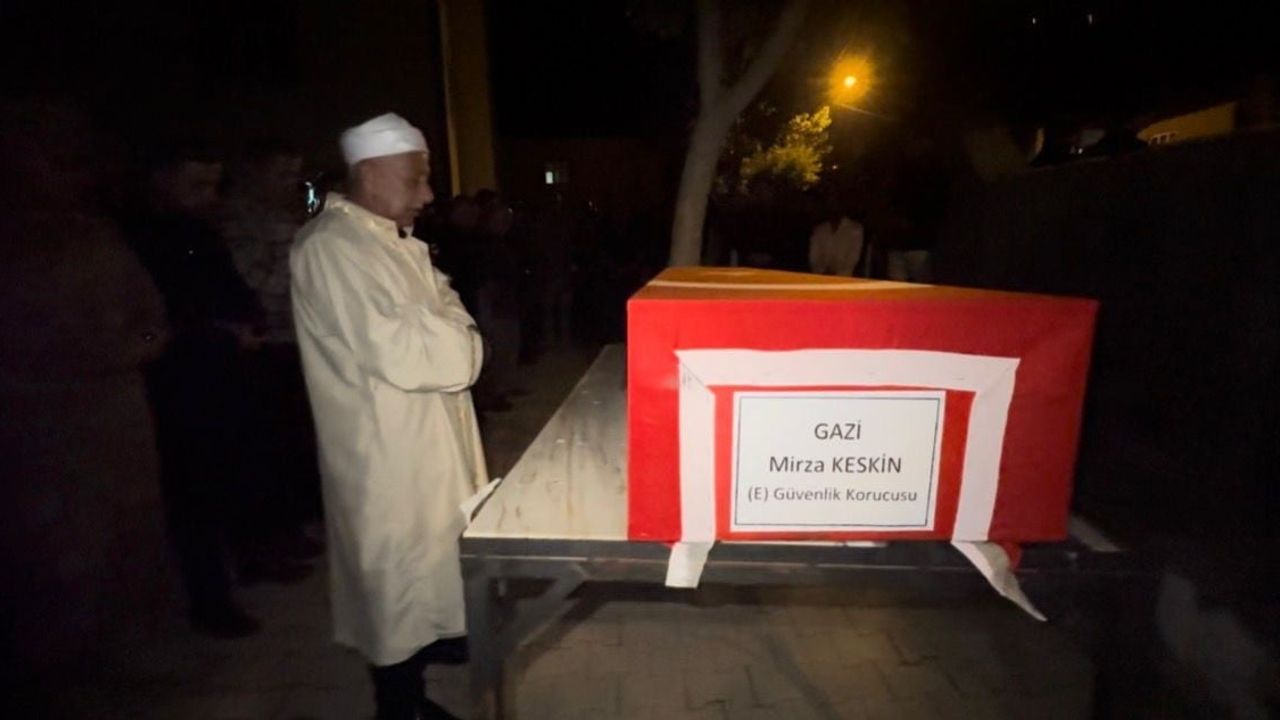 Gazi Mirza Keskin için Yüksekova'da cenaze töreni düzenlendi