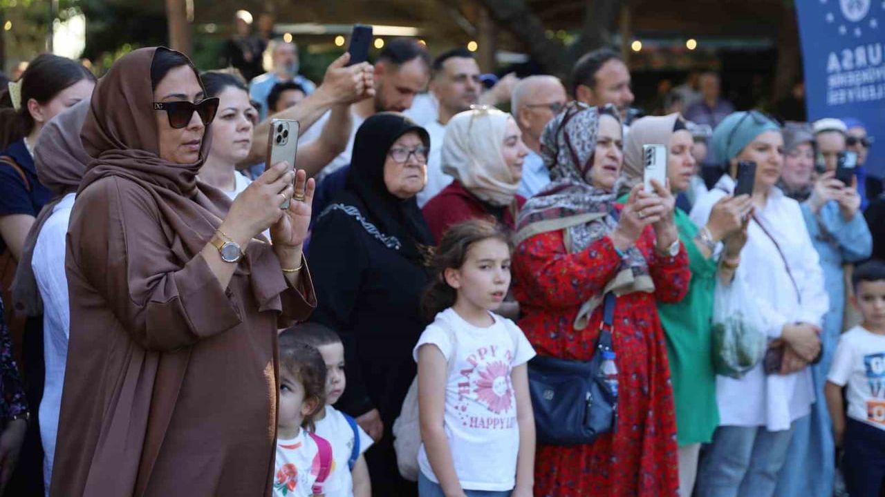 Gazi Orhan Parkı'nda mehter konserleri başladı