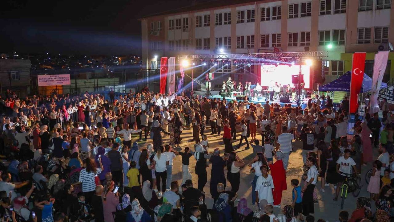 Gaziantep Büyükşehir Belediyesi 'Mahallemde Konser Var' etkinliği yaz coşkusuyla yeniden başlıyor