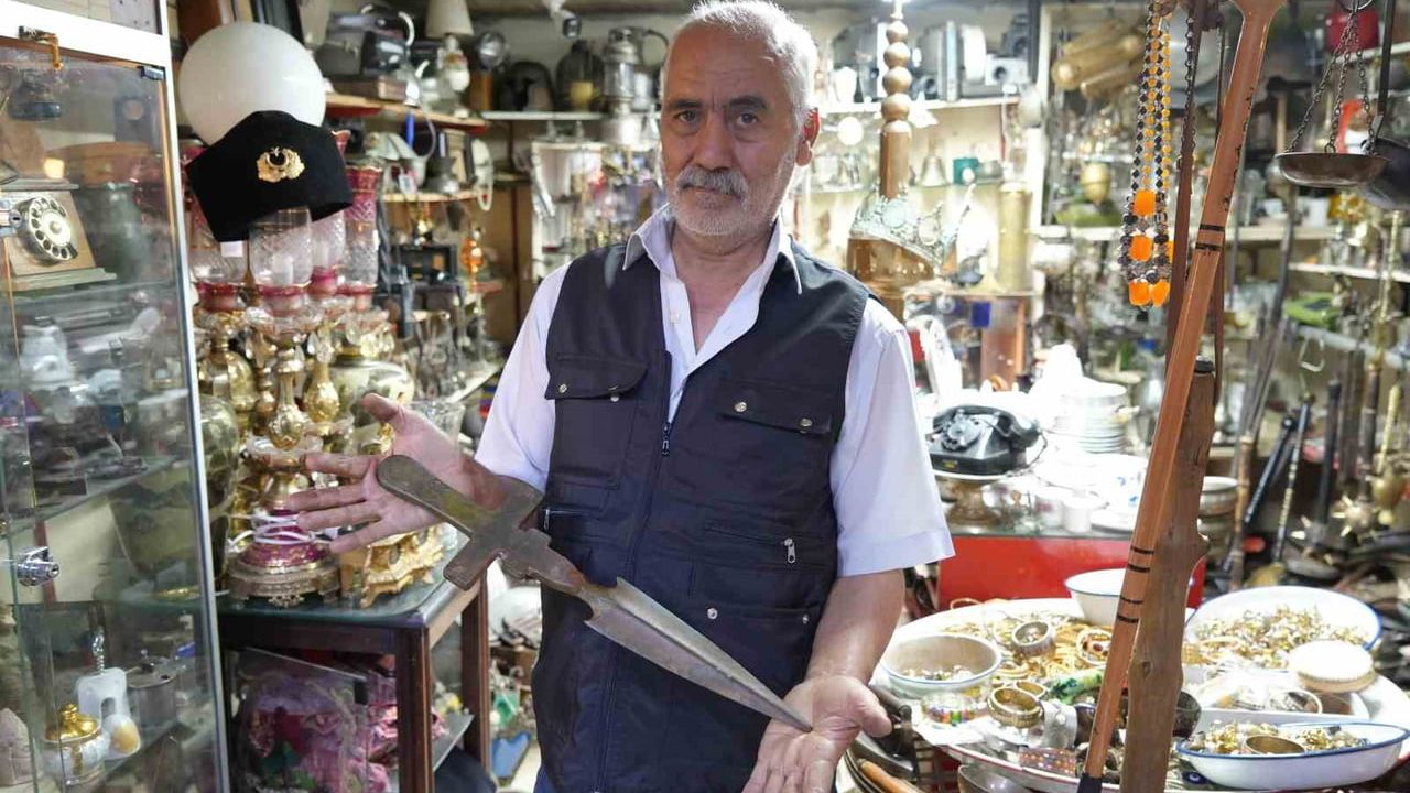 Gaziantep'te 45 yıllık antikacı sahte eşyalara karşı uyardı