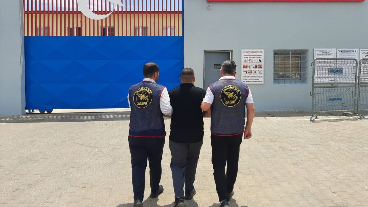 Gaziantep'te kesinleşmiş hapis cezasıyla aranan 2 şüpheli yakalandı