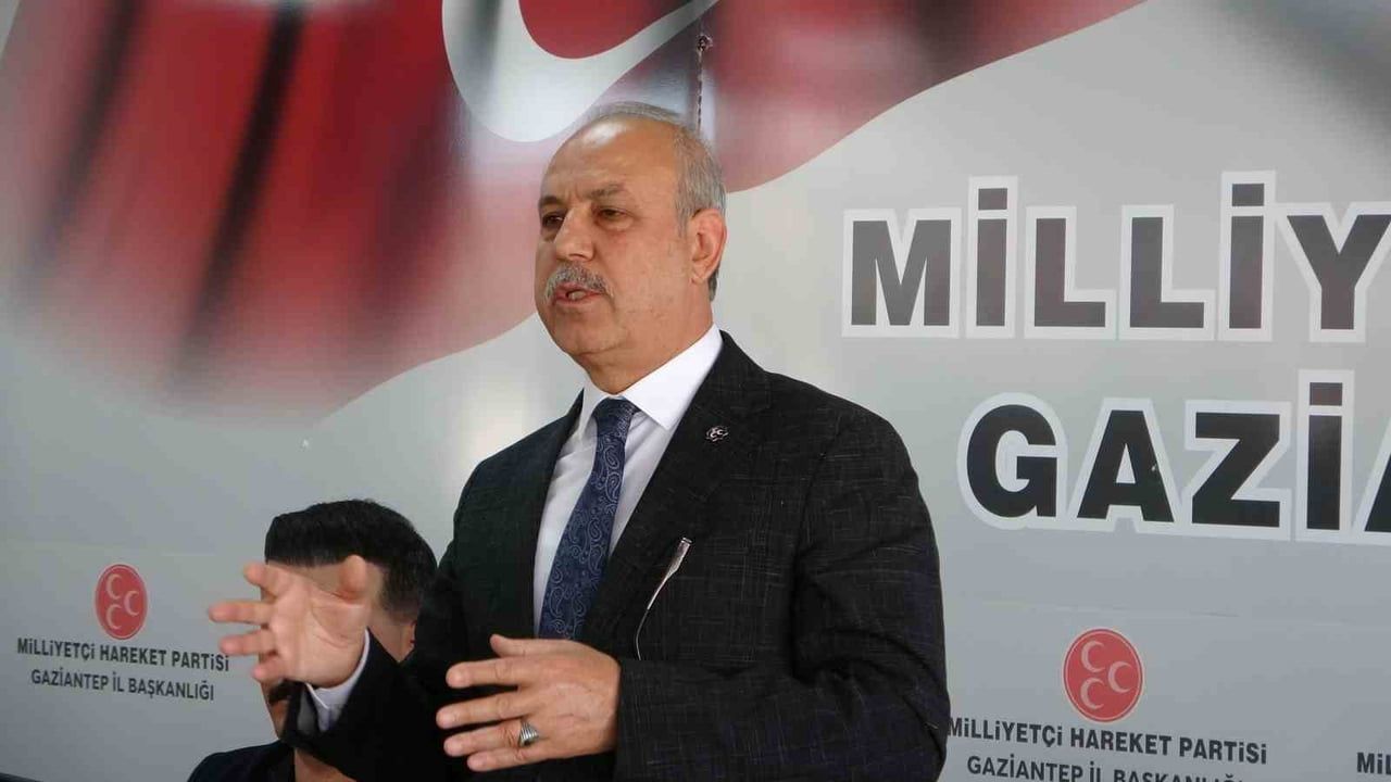 Gaziantep'te yaklaşık 300 kişi MHP'ye katıldı