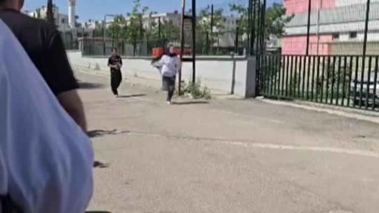 Gaziantep'te YKS heyecanı başladı: Nizip'te aday son anda yetişti
