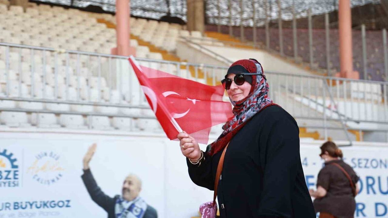 Gebze'de kadınlar Adım At, Havan Değişsin etkinliğinde bir araya geldi