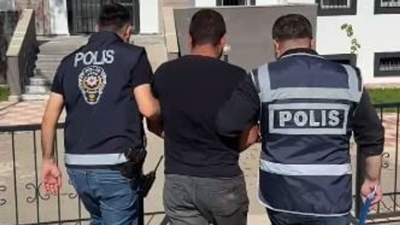 Gemerek'te aranan hükümlü K.K. Sivas'ta yakalandı; 2 yıl kesinleşmiş hapis cezası infaz edildi
