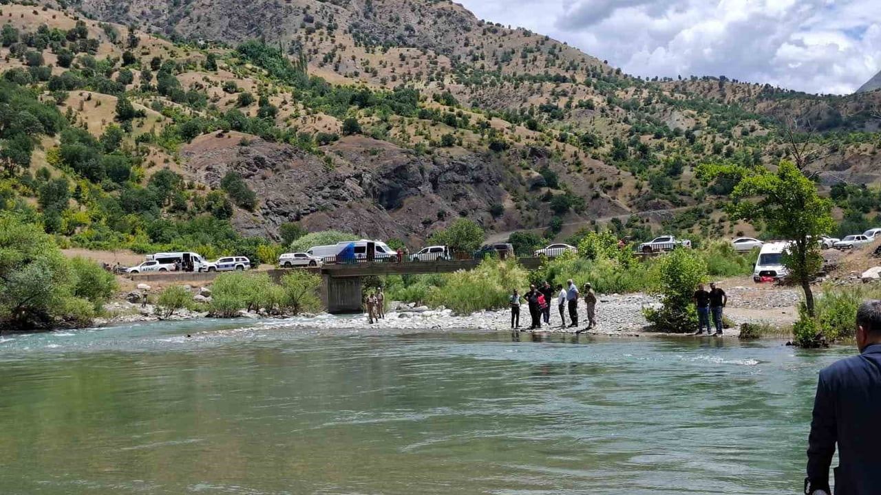 Genç ilçesinde kayıp kişi için arama çalışmaları sürüyor