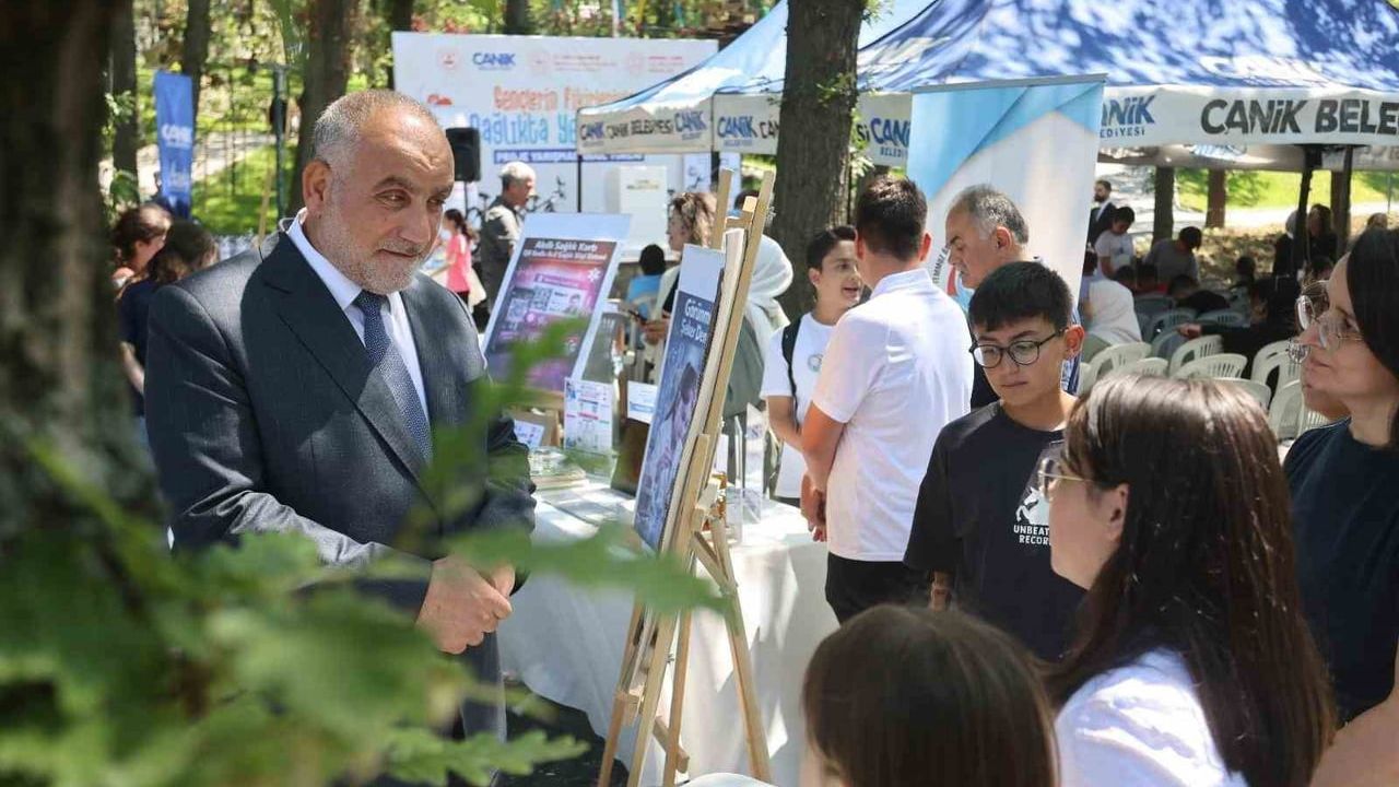 Gençlerin fikirleriyle sağlıkta yeni ufuklar yarışması Canik'te beğeni topladı