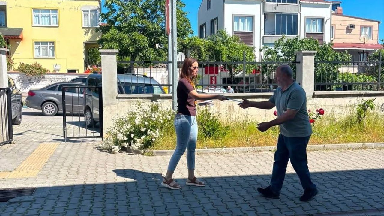 Gerze'de sağlık ekipleri su ve besinlerle bulaşan hastalıklar ve bağımlılıkla mücadeleyi anlattı