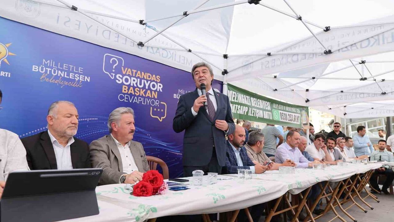 Gesi Fatih Mahallesi'nde 'Vatandaş Soruyor, Başkan Cevaplıyor' buluşması