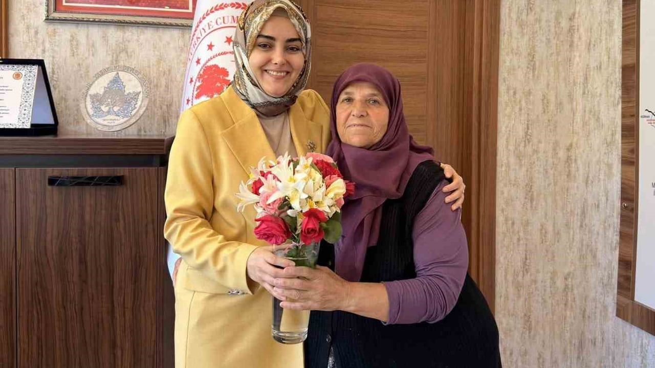Gölpazarı kaymakamı Feyza Nur Odabaşı’na duygulandıran veda ziyareti