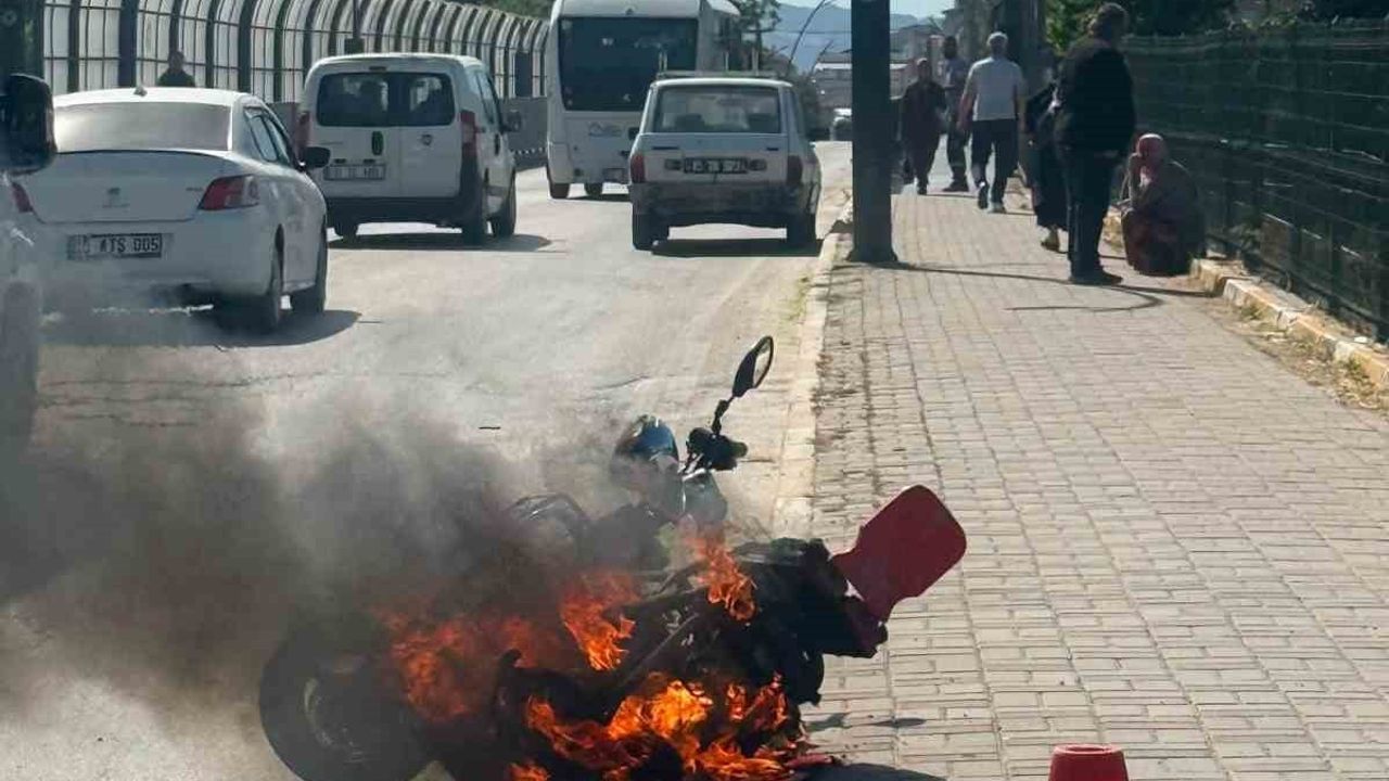 Gönen'de elektrikli bisiklet yangını: itfaiye müdahalesiyle söndürüldü
